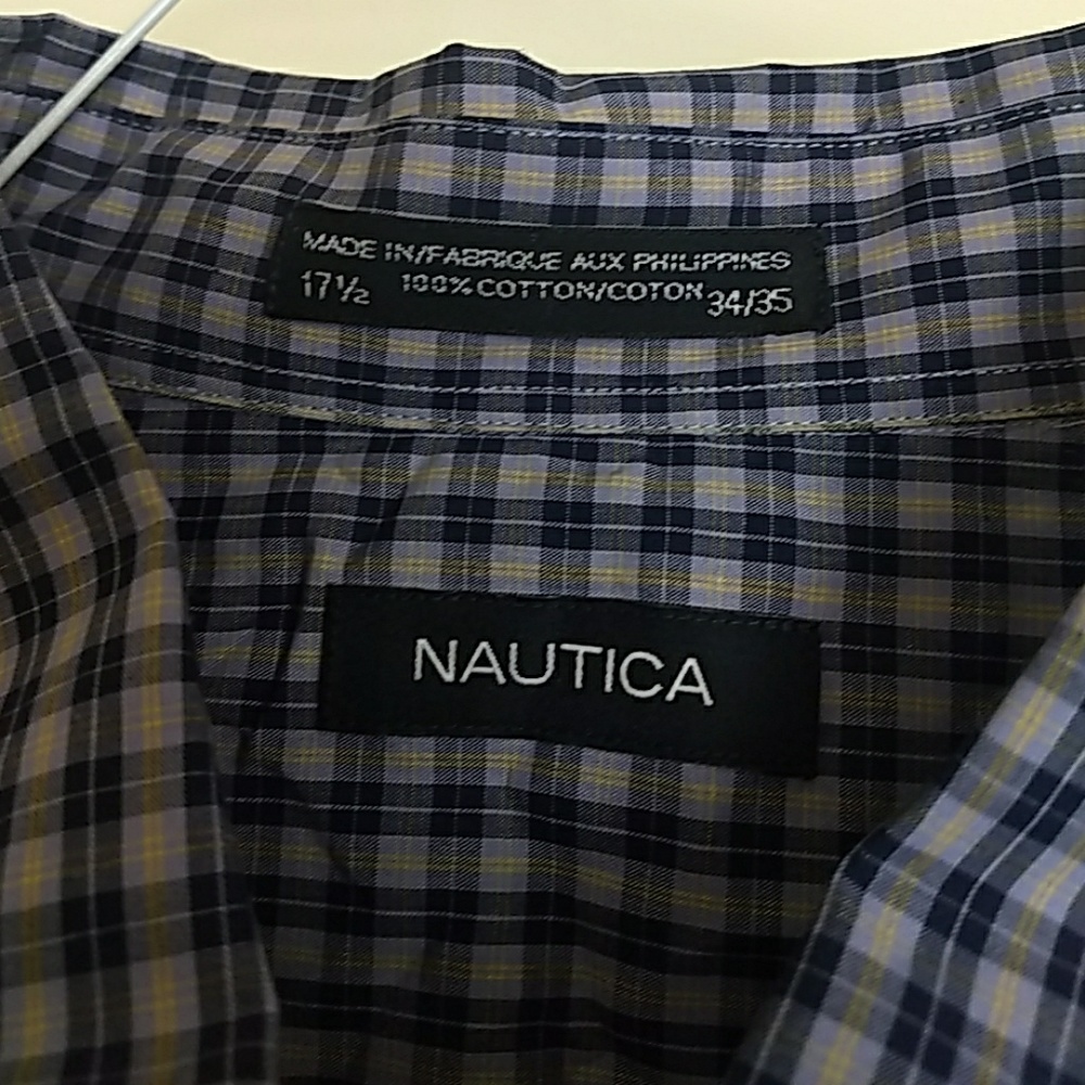 Button down shirt - Picture 2 of 4
